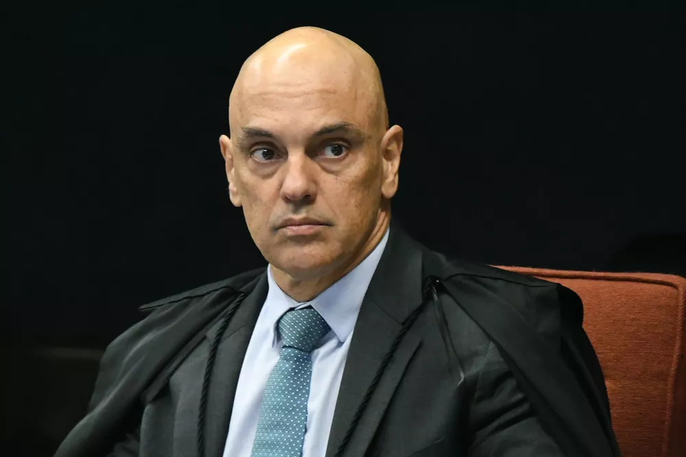 Alexandre de Moraes quebra sigilo de operação da PF sobre venda ilegal de joias; leia a íntegra