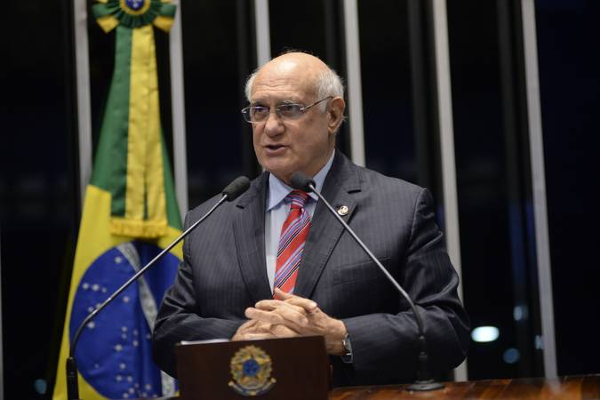 Senador Lasier Martins protocola pedido de impeachment de Alexandre de Moraes