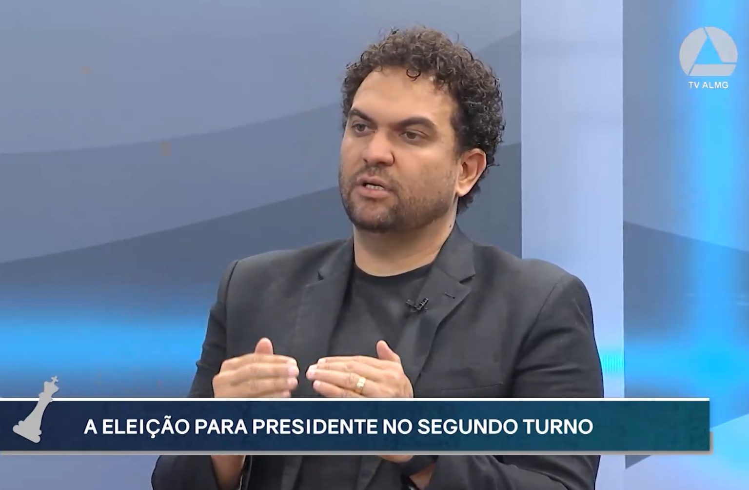 Disputa entre Lula e Bolsonaro está “párea” e as “intenções de voto não necessariamente refletem isso”