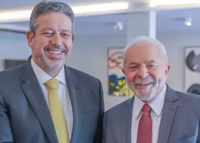 Lula e Lira acertam aprovação de PEC