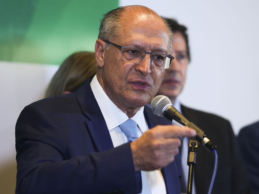 Alckmin se diz chocado com o resultado dos grupos de trabalho da transição