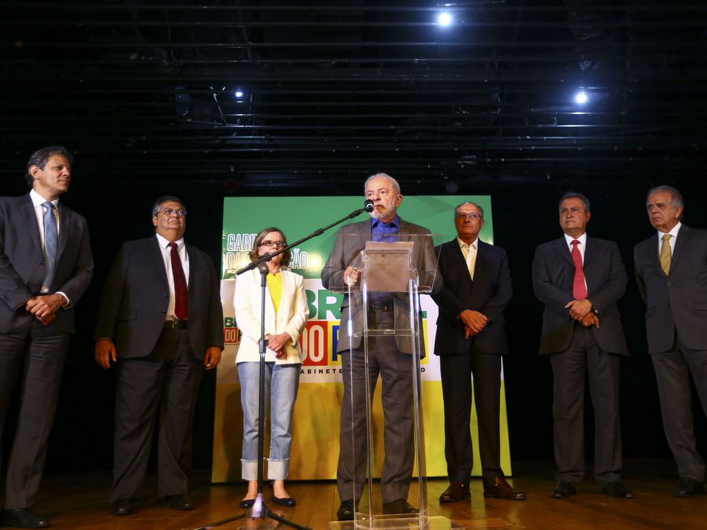 Lula: primeiros nomes e Haddad na Fazenda