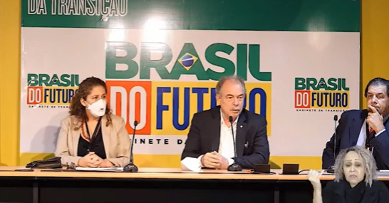 Mercadante: “Bolsonaro quebrou o Estado brasileiro”
