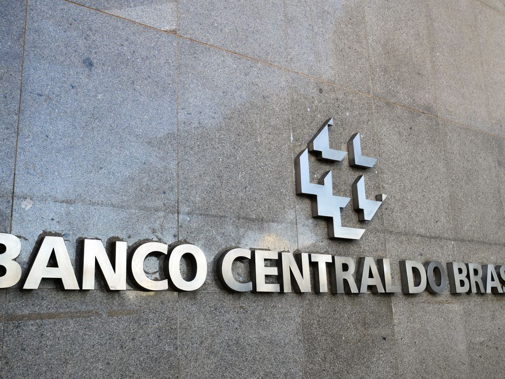Banco Central erra estatística econômica, e servidores apontam sucateamento do órgão