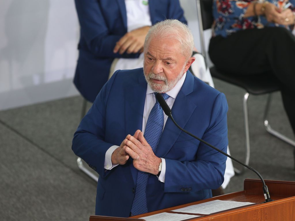 Lula conversará com Zelensky; Ucrânia aceita proposta brasileira na ONU