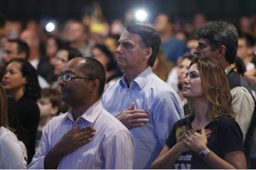 Evangélicos: Bolsonaro perde apoio, mas antiesquerdismo segue forte