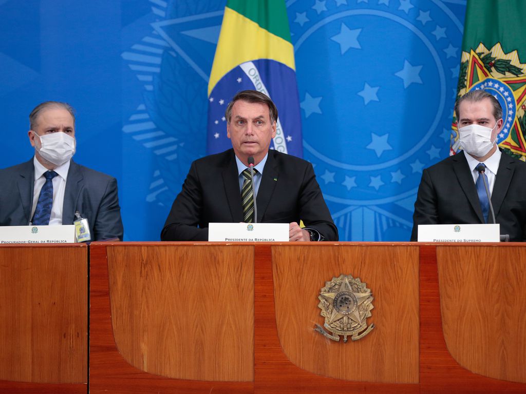 Dias Toffoli arquiva investigações contra Bolsonaro