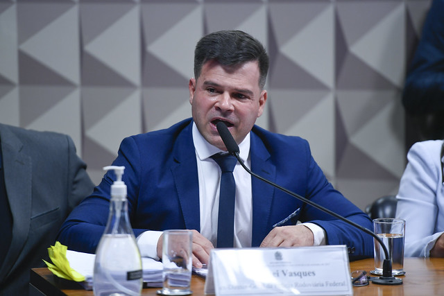 Na CPMI, ex-diretor da PRF nega interferência nas eleições e diz não ter intimidade com Bolsonaro