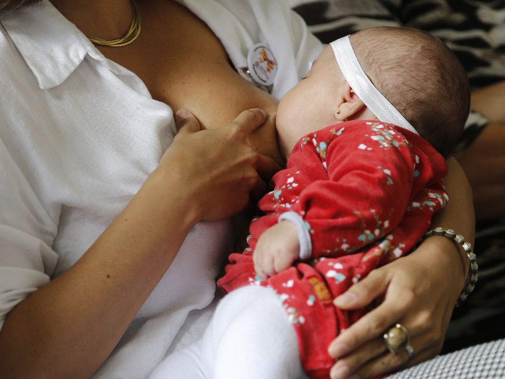 Agosto Dourado: índices de aleitamento materno no Brasil ainda precisam melhorar, apontam especialistas