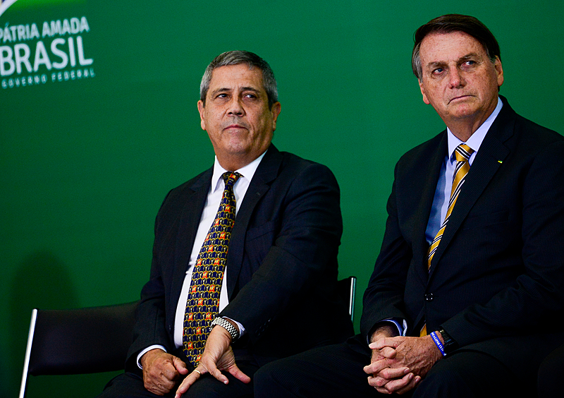ASSISTA: TSE retoma julgamento de possível nova inelegibilidade de Bolsonaro