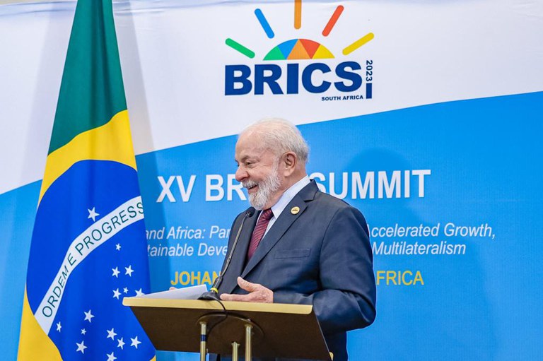 BRICS – Lula, o Cavalo do Bandido