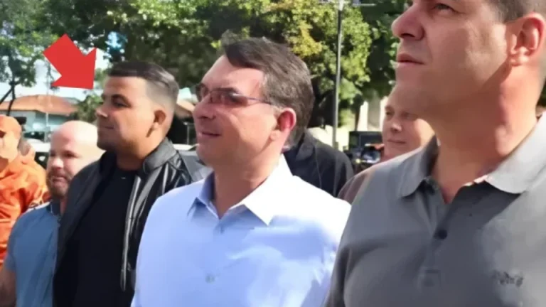 Flávio Bolsonaro tem aliado preso por suposta colaboração com o Comando Vermelho