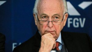 A armadilha do rentismo e o caminho além da comunicação: um diálogo com Bresser-Pereira | Por José Luis Oreiro