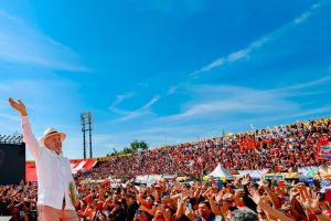CORRESPONDENTE POLÍTICO | A seus modos, Lula e Flávio têm campanhas conservadoras