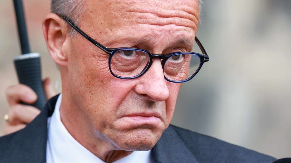 Friedrich Merz, chanceler da Alemanha, durante pronunciamento.