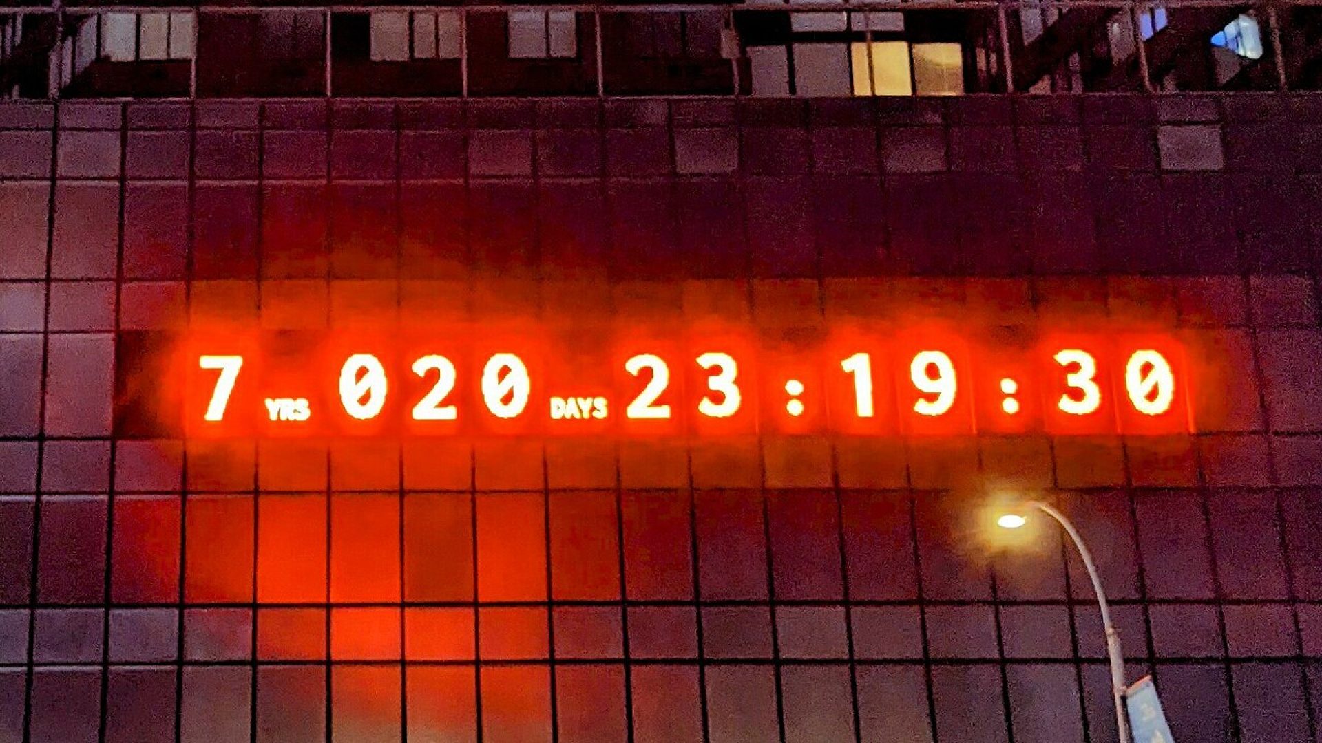 1280px-Climate_Countdown_52187005547_cropped