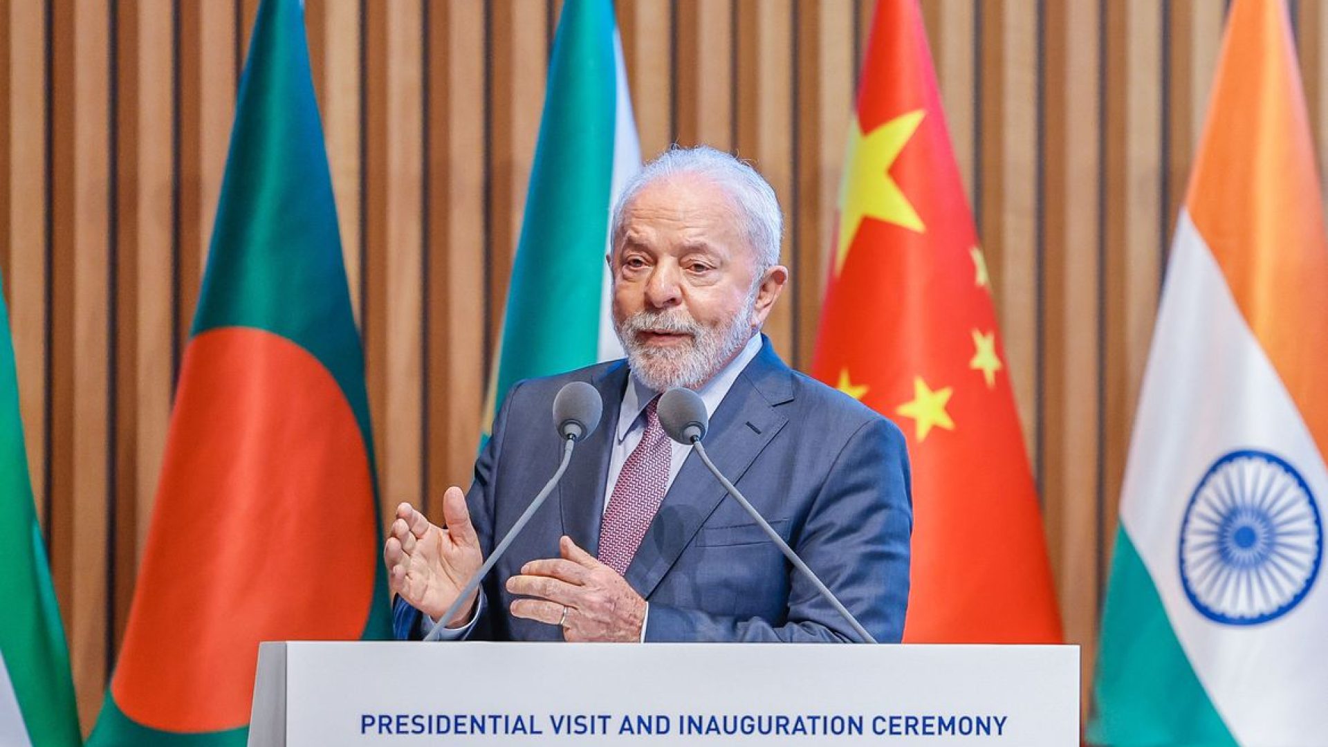 Xangai, China, 13.04.2023 -  Presidente da República, Luiz Inácio Lula da Silva, na posse da Presidenta do Novo Banco de Desenvolvimento. Em seguida parrticipa de Reunião com a Presidência do Novo Banco de Desenvolvimento (NBD), Dilma Rousseff. Novo Banco de Desenvolvimento (NBD) - Xangai - China.  Foto: Ricardo Stuckert/PR