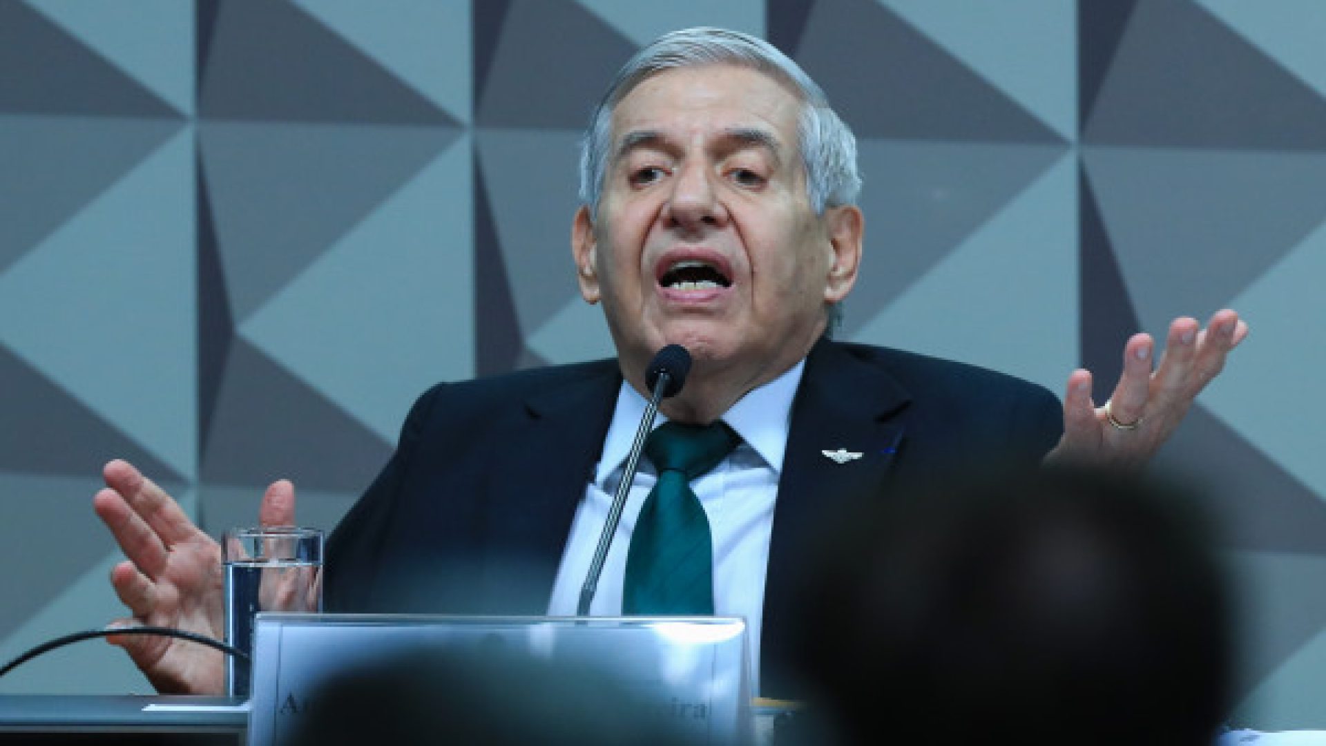 1_lula7128_39-474195