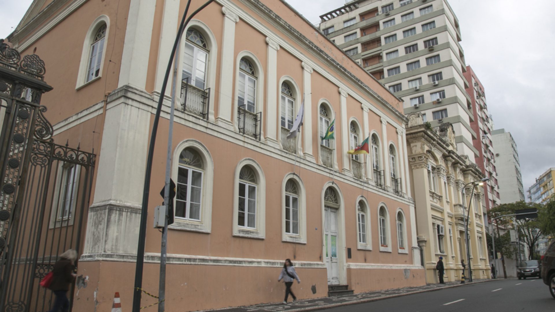 06/07/2016 - PORTO ALEGRE, RS - Prédios mais antigos de Porto Alegre. Foto: Joana Berwanger/Sul21
