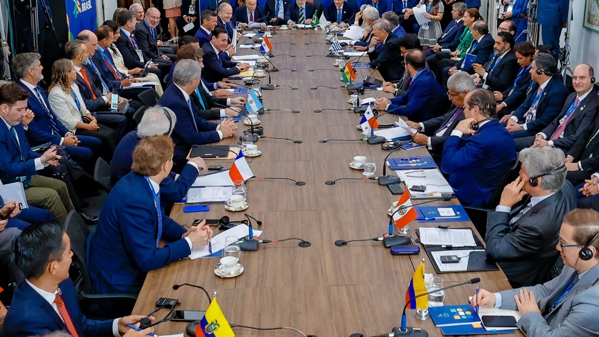 Foz do Iguaçu (PR), 20/12/2025 - Presidente da República, Luiz Inácio Lula da Silva, sessão Plenária da Cúpula de Presidentes e Chefes de Delegação dos Estados Partes do Mercosul e dos Estados Associados. Foto: Ricardo Stuckert/PR