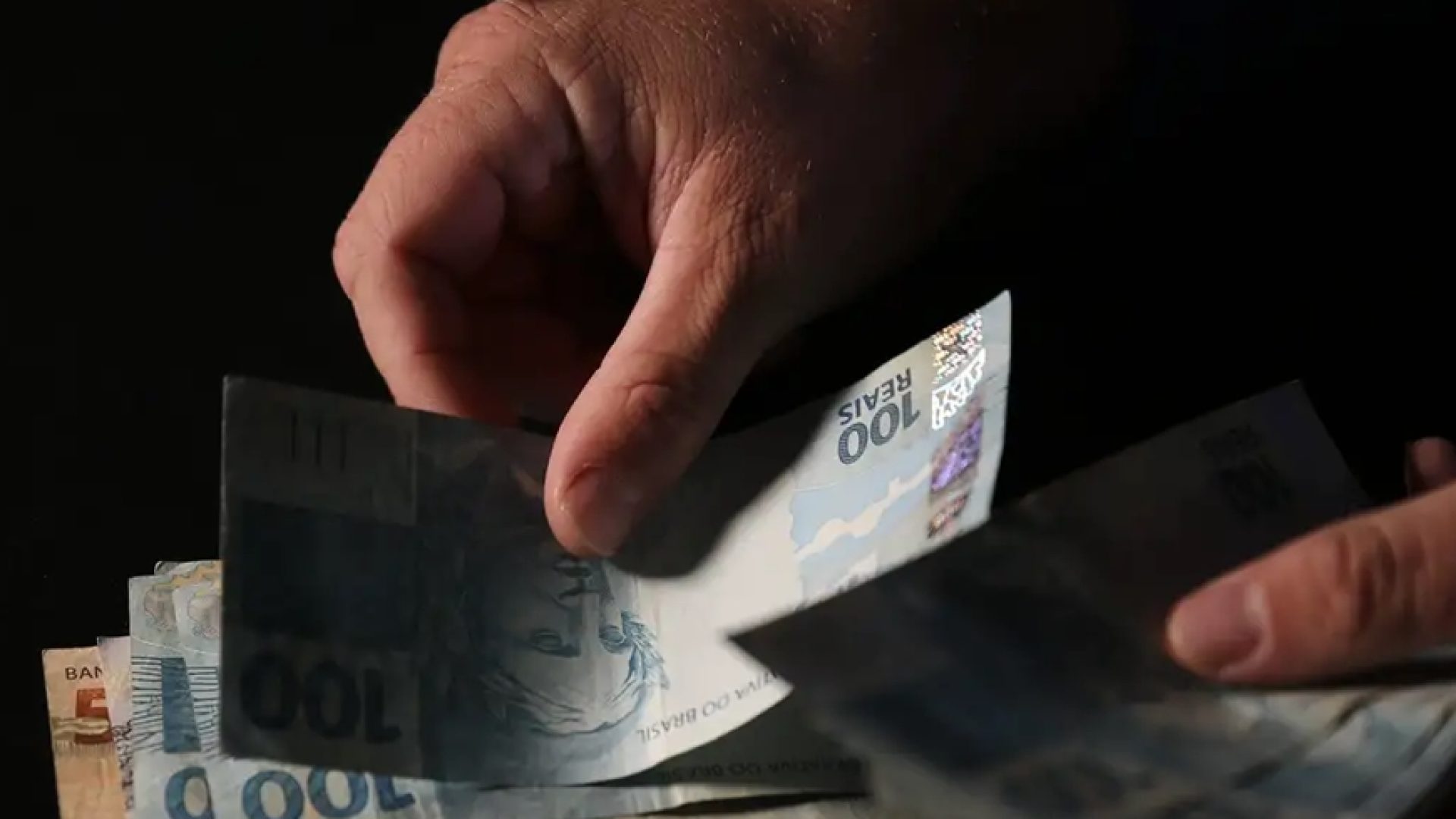 Dinheiro-jose-cruz-a-gencia-brasil