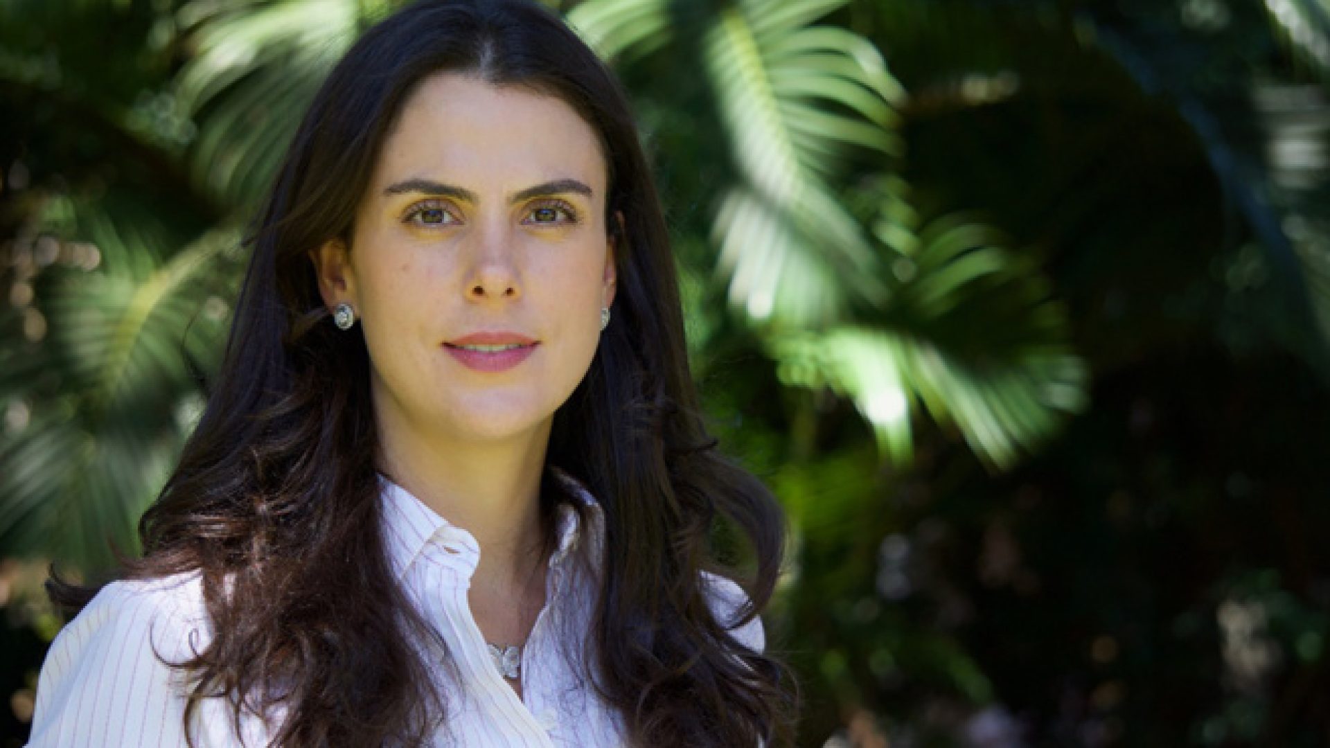 Foto 0009 - Letícia Zamperlini Jacintho - Revista Perfil