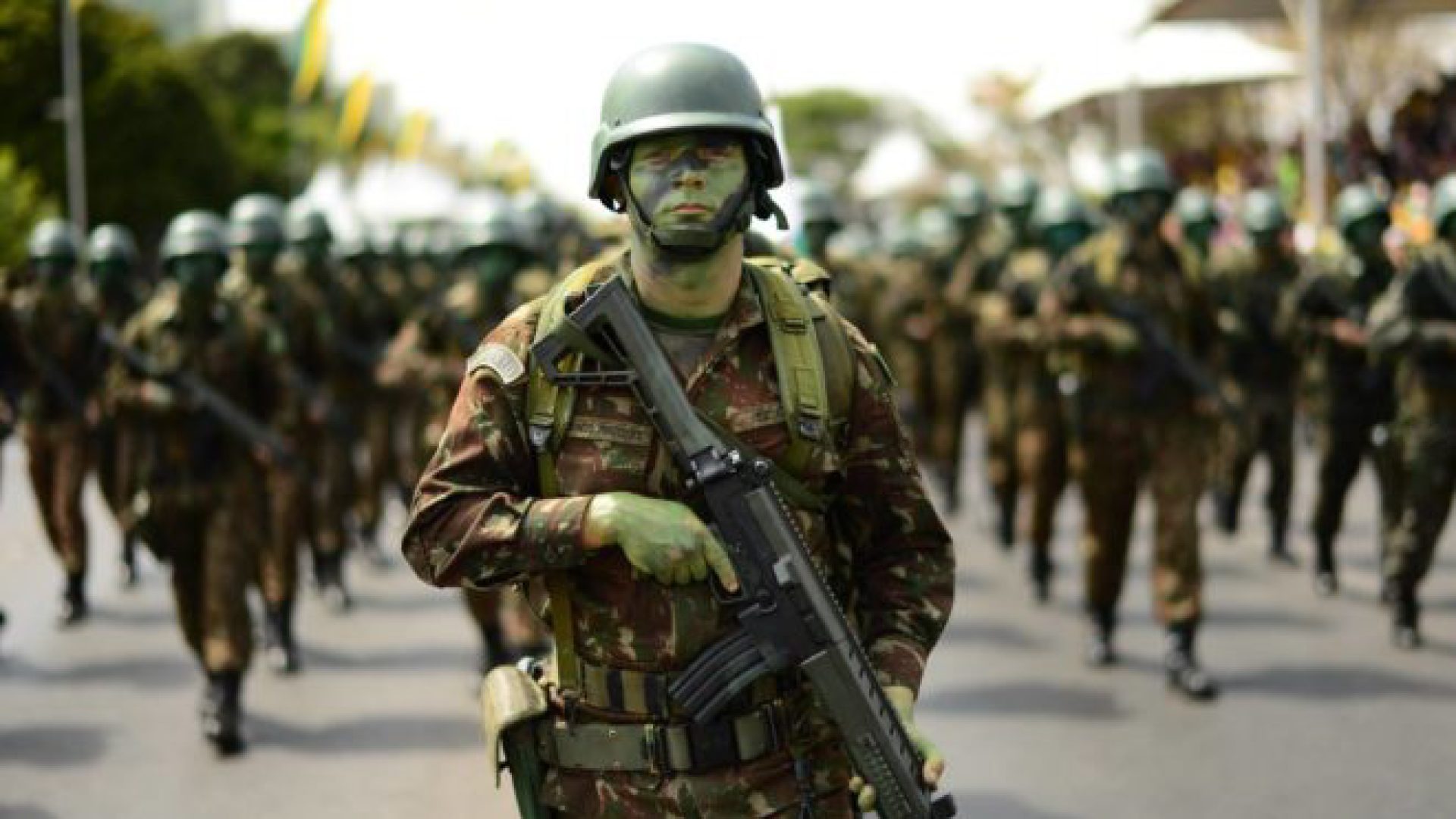 Tropa do Exército - Gazeta do Povo