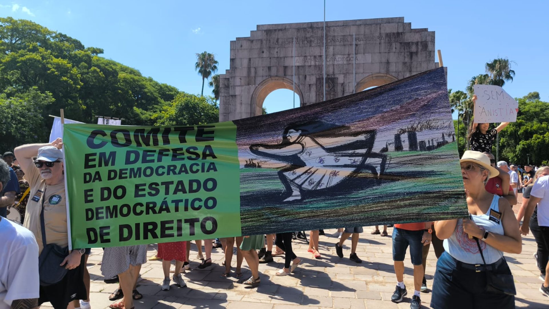 WhatsApp Image 2025-12-14 at 18.27.49