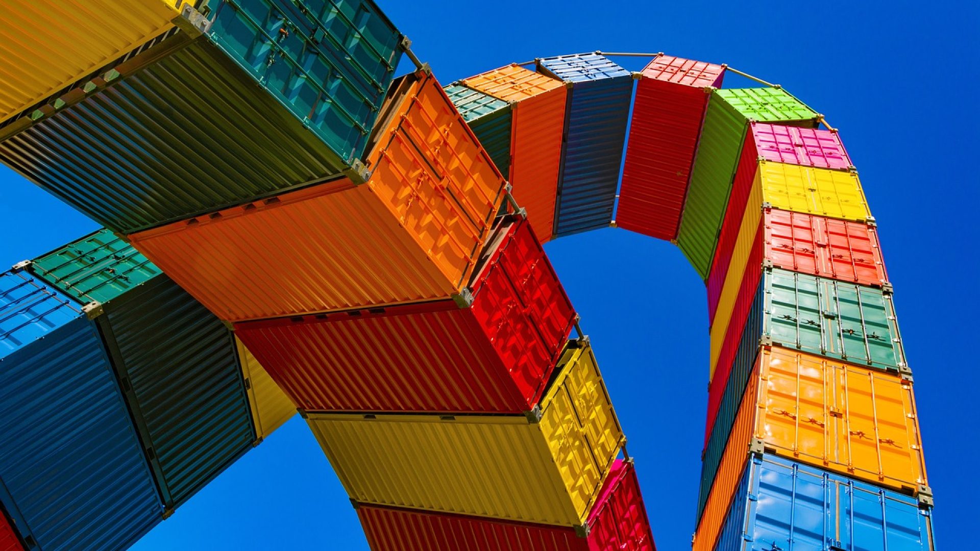 container-4203677_1280