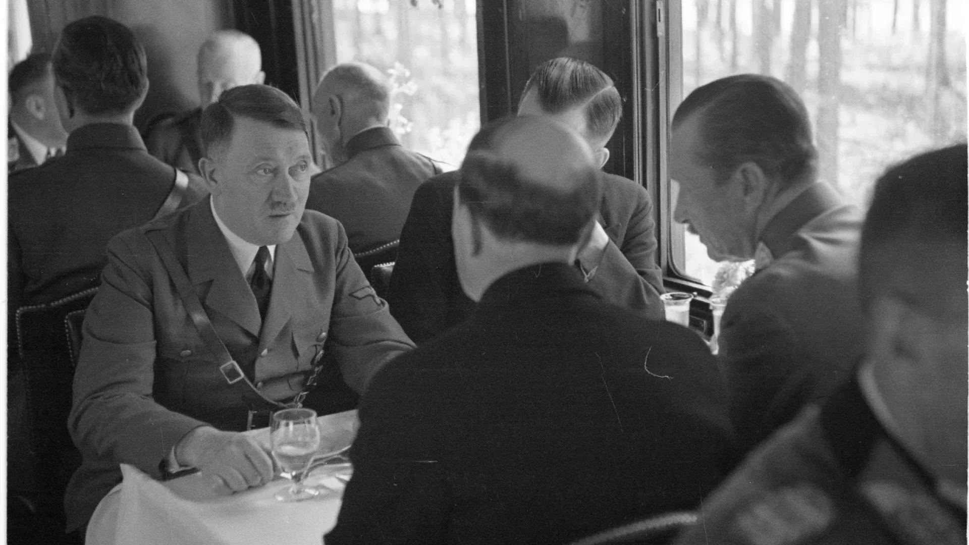 hitler (1)