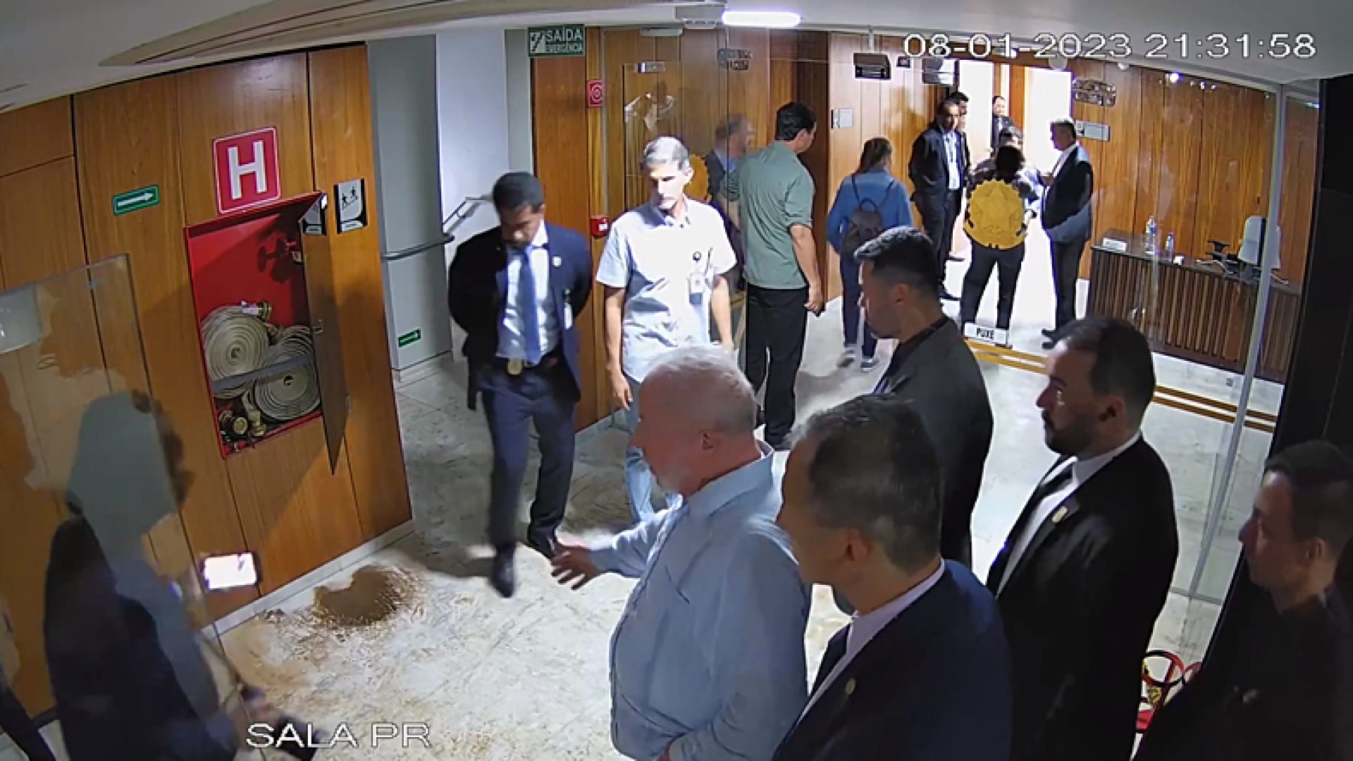 Lula esteve no Planalto horas depois dos atentados - Reprodução / circuito interno do Palácio do Planalto