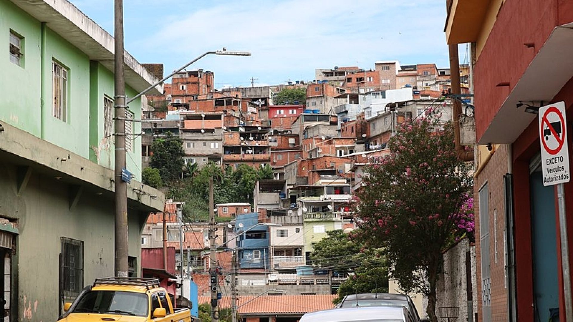 Ampliação do sinal de internet nas periferias. Rovena Rosa/Agência Brasil