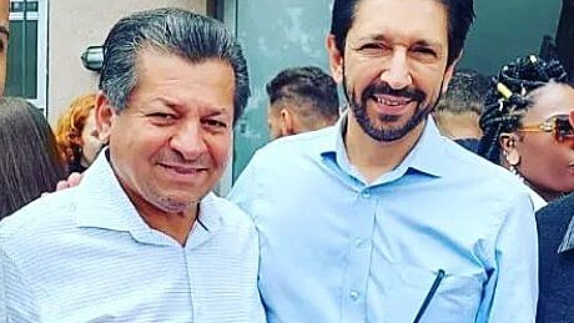 Pedro José e Nunes são vistos com frequência nas agendas da Prefeitura, embora o compadre do prefeito não tenha cargo oficial - Foto: Reprodução/Instagram