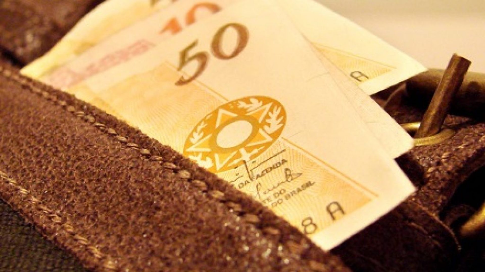 money-1056438-1024x1024