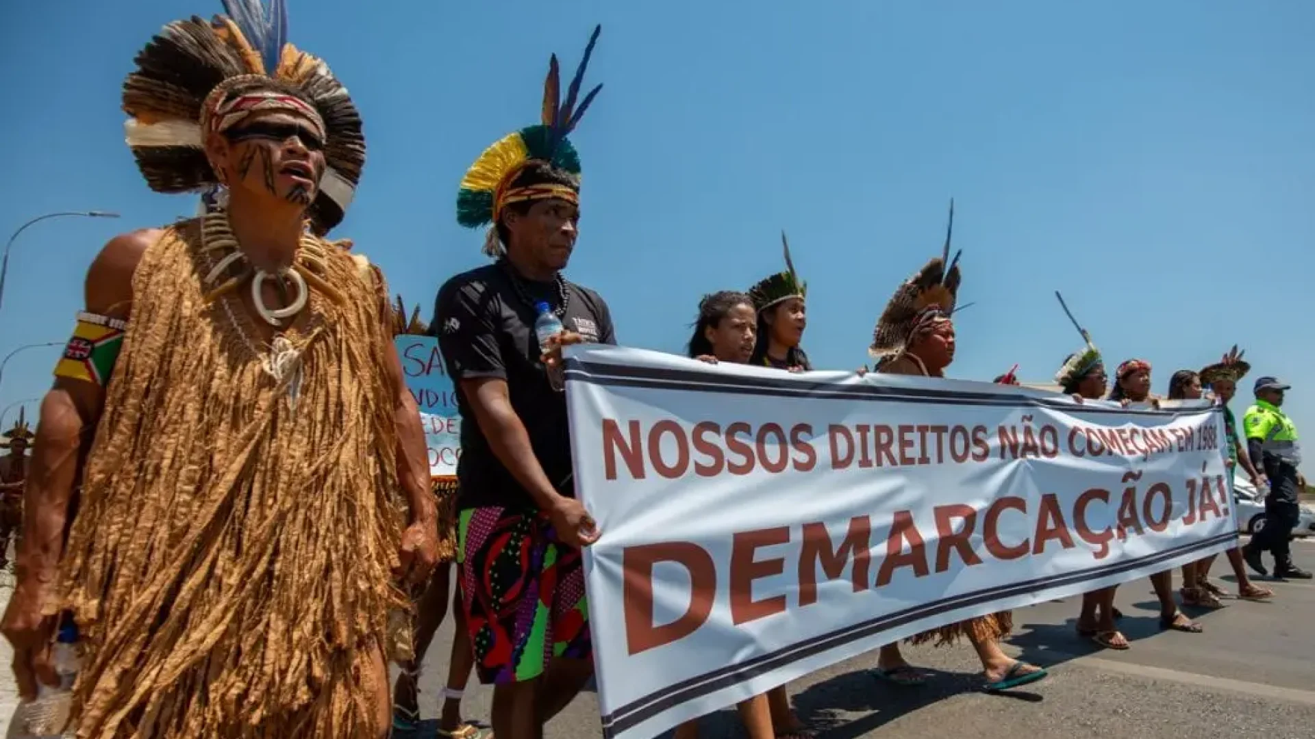 nenhum-centimetro-de-terra-indigena-como-o-gov-bolsonaro-agiu-para-cumprir-essa-promessa4