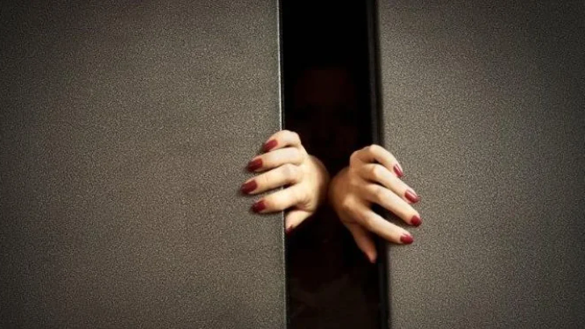 o-que-fazer-quando-o-elevador-travar