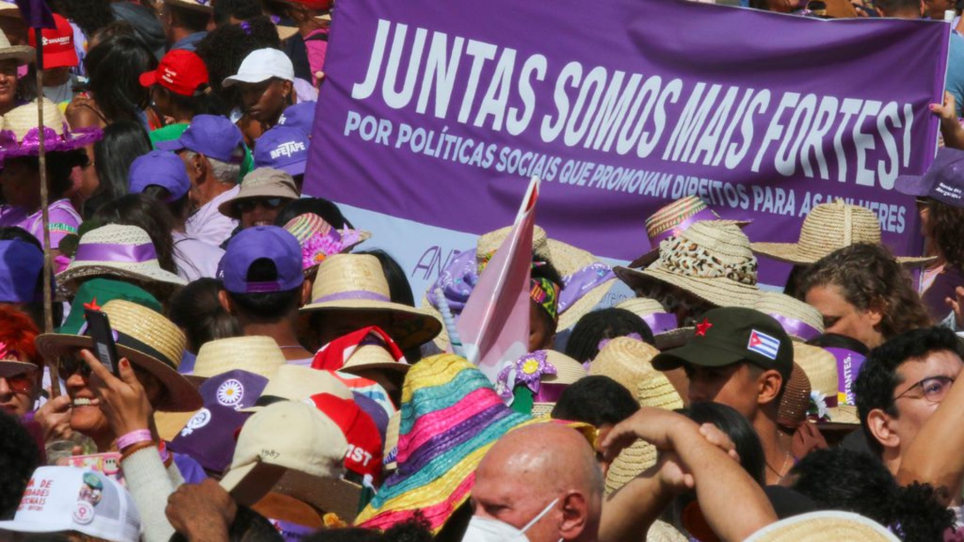 Brasília,DF 16/08/2023 Presidente Luiz Inácio Lula da Silva, acompanhado da primeira-dama, Janja Lula da Silva, e de vários ministros, participa do encerramento da Marcha das Margaridas na Esplanada dos Ministérios. Foto: Fabio Rodrigues-Pozzebom/ Agência Brasil
