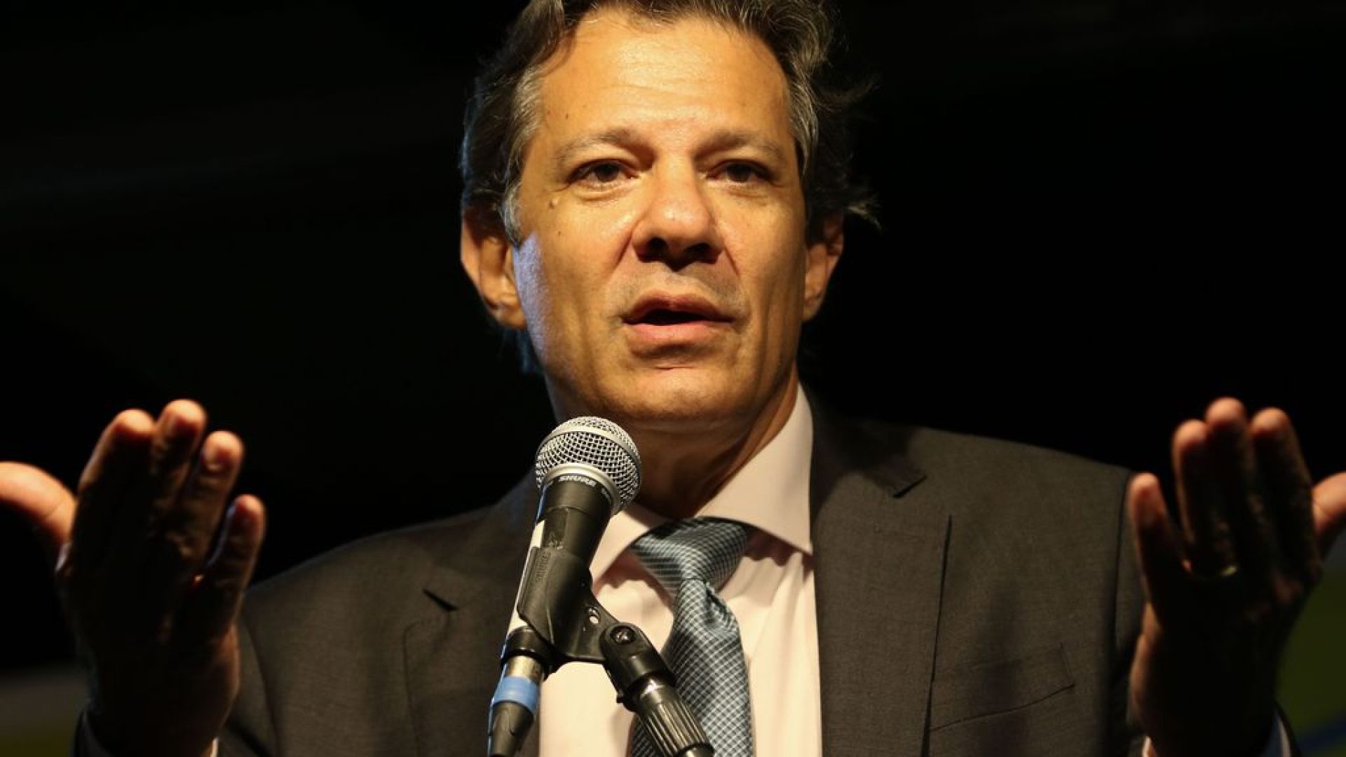 O ministro indicado para a Fazenda, Fernando Haddad, durante coletiva no CCBB