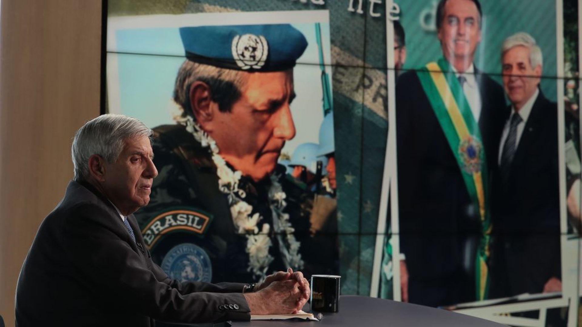Foto do ministro do Gabinete de Segurança Institucional, general Augusto Heleno, que participou do programa Sem Censura, na TV Brasil, em 2021 - Marcello Casal Jr/Agência Brasil. 