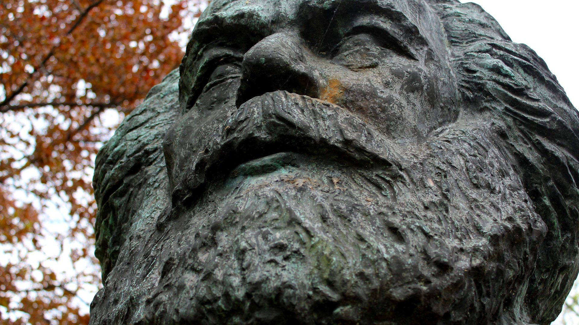 statue-4250795_1920