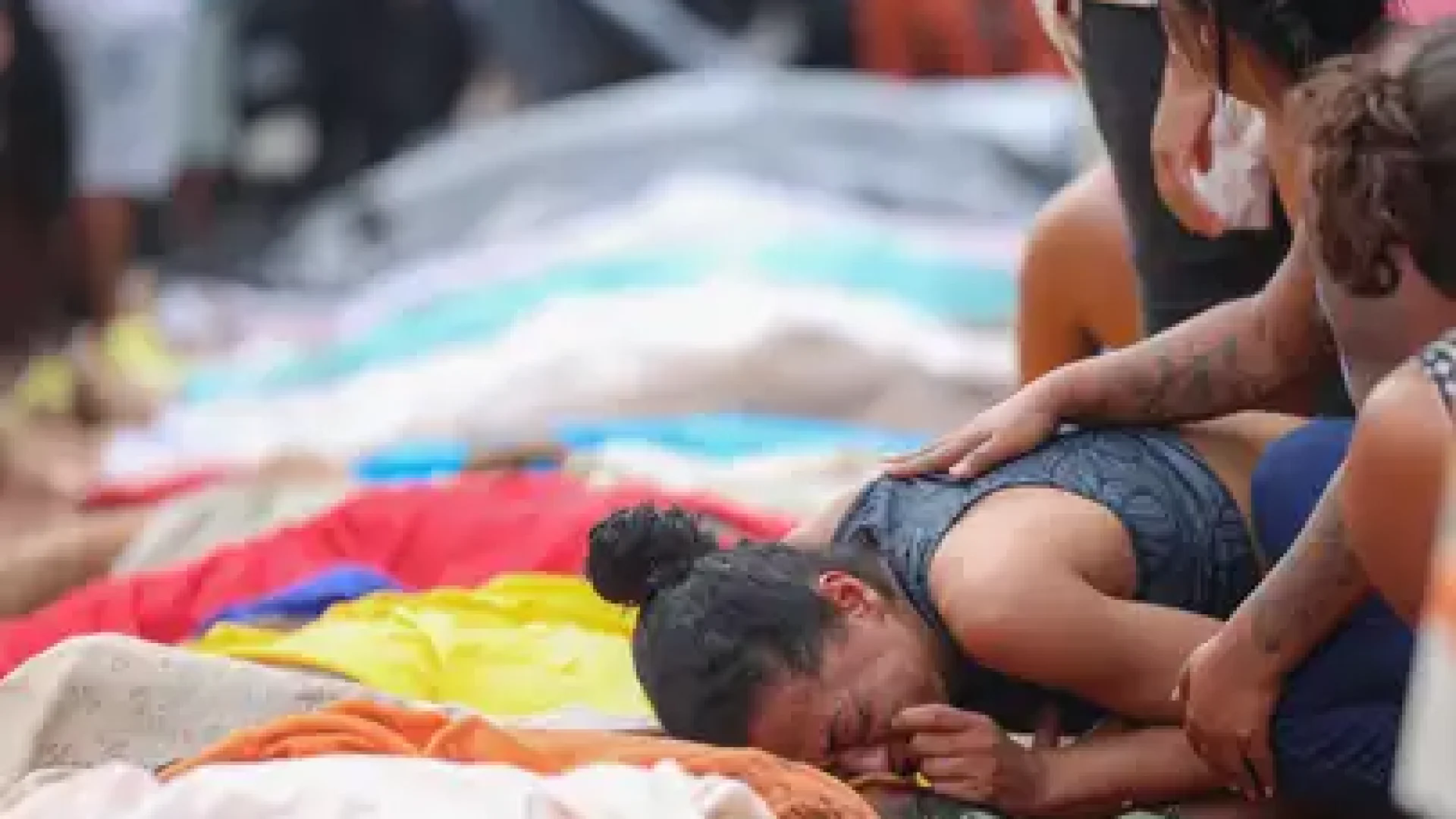 Rio de Janeiro (RJ), 29/10/2025 - Dezenas de corpos são trazidos por moradores para a Praça São Lucas, na Penha, zona norte do Rio de Janeiro. Operação Contenção. Foto: Tomaz Silva /Agência Brasil