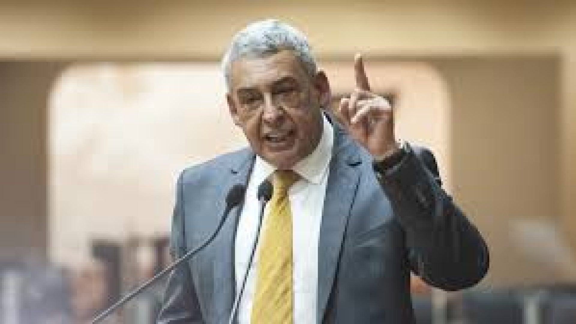 Prefeito reeleito da capital gaúcha defendeu que apoiadores da ditadura ou mesmo do comunismo ou socialismo não devem ser processados. (Foto: Johan de Carvalho/CMPA)

Leia mais em: https://www.gazetadopovo.com.br/republica/sebastiao-melo-liberdade-expressao-posse-porto-alegre/ 
Copyright © 2025, Gazeta do Povo. Todos os direitos reservados.